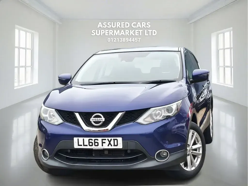 Gebraucht Nissan Qashqai Acenta 115 PS (84 kW) 2016 Blau SUV