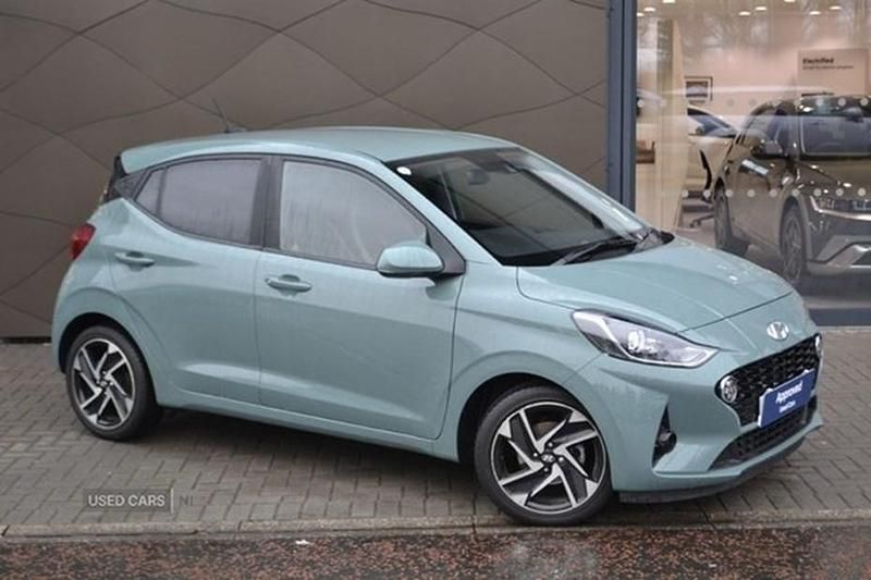 Green Used 2022 Hyundai i10 Premium Hatchback | £13,995 (A bit pricey) - Image 1/1