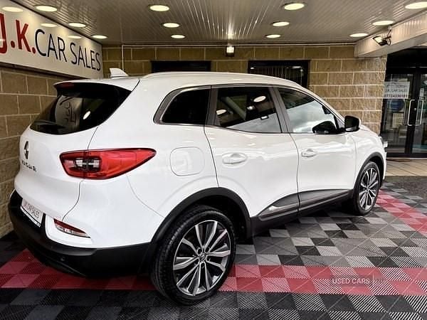 Used Renault Kadjar Iconic 116 HP (85 kW) 2019 White SUV