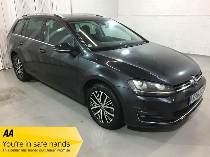 Grey Used 2016 VW Golf VII S Estate | £9,500 (Fair price) - Image 1/4
