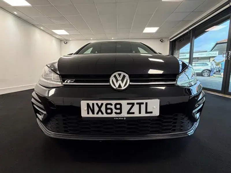 Used VW Golf VII R-line 150 HP (110 kW) 2019 Black Hatchback
