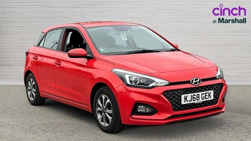 Used Hyundai i20 SE 84 HP (61 kW) 2019 Red Hatchback
