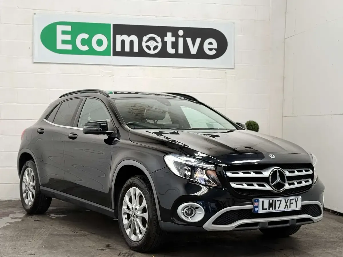 Used Mercedes GLA200 SE 136 HP (100 kW) 2017 Black SUV