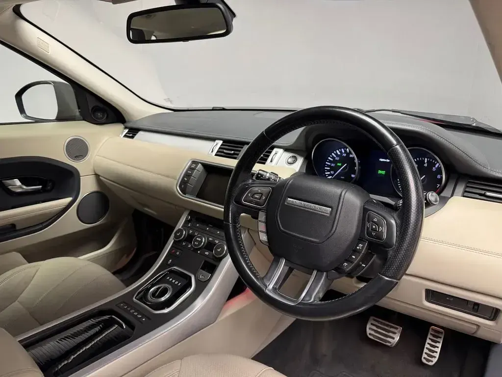 Used Land Rover Range Rover evoque Dynamic 240 HP (176 kW) 2014 Red SUV