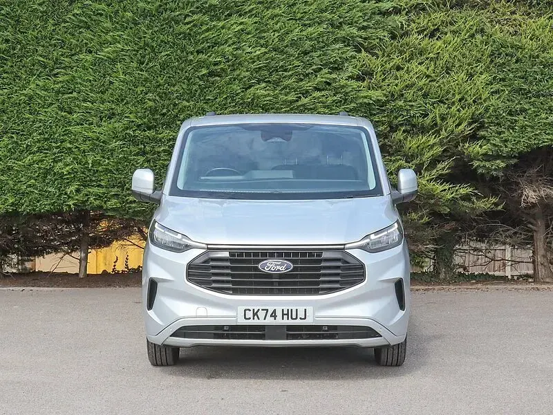 Used Ford Transit Custom Limited 136 HP (100 kW) 2024 Silver Van