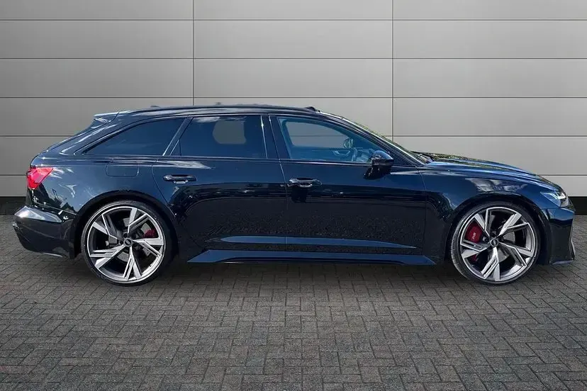 Used Audi RS6 Comfort 592 HP (435 kW) 2020 Mythos black Estate