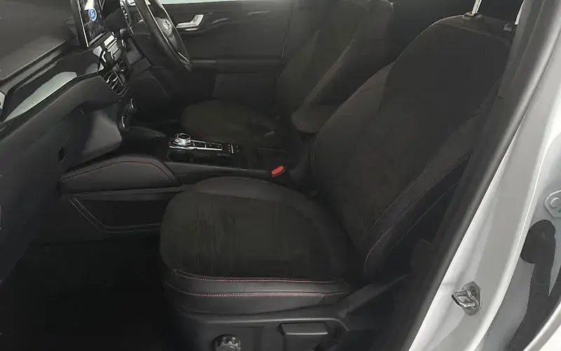 Used Ford Kuga ST-Line X 225 HP (165 kW) 2023 White SUV