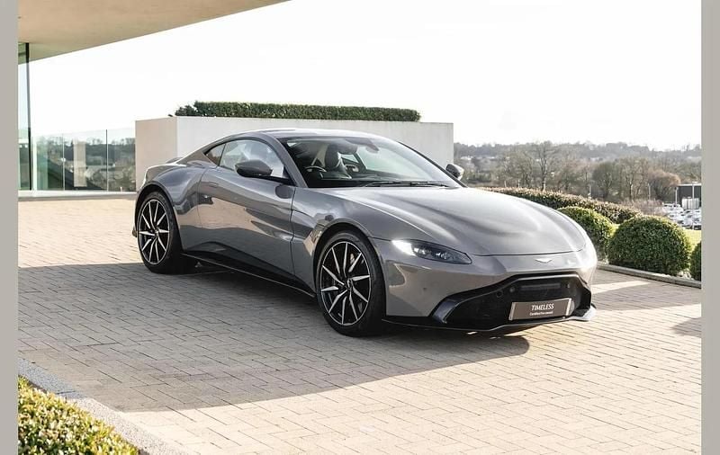 Used Aston Martin Vantage 502 HP (369 kW) 2018 Grey Coupe