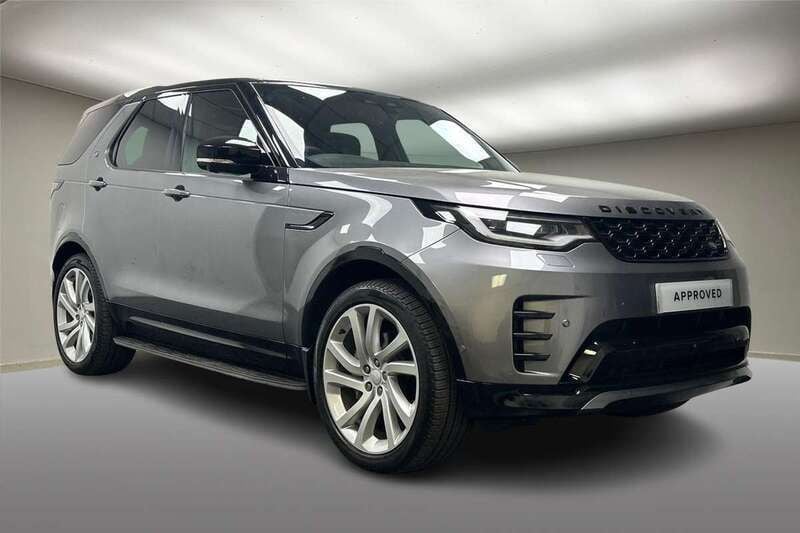 Grey Used 2023 Land Rover Discovery 5 HSE Dynamic SUV | £50,500 (Good price) - Image 1/4