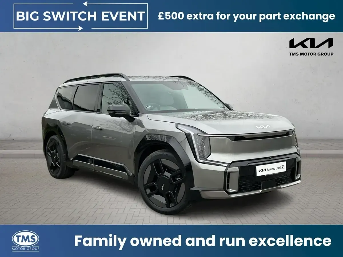 Usado Kia EV9 GT-Line S 281 kW (383 HP) 2025 Cinzento SUV