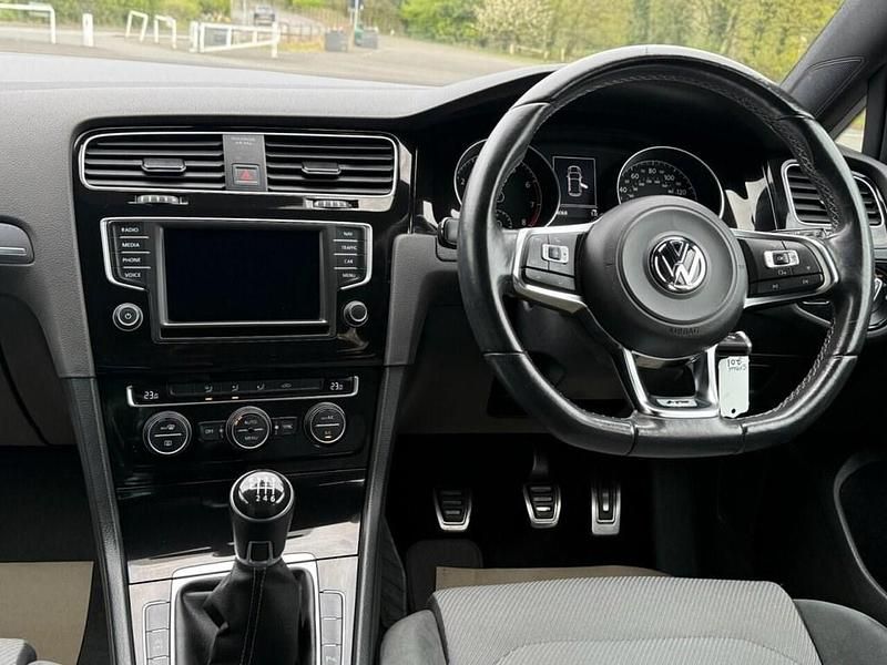 Used VW Golf VII R-line 150 HP (110 kW) 2016 Grey Hatchback