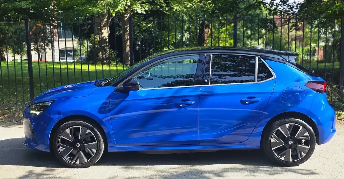 Used Vauxhall Corsa-e Elite 100 kW (136 HP) 2022 Blue Hatchback