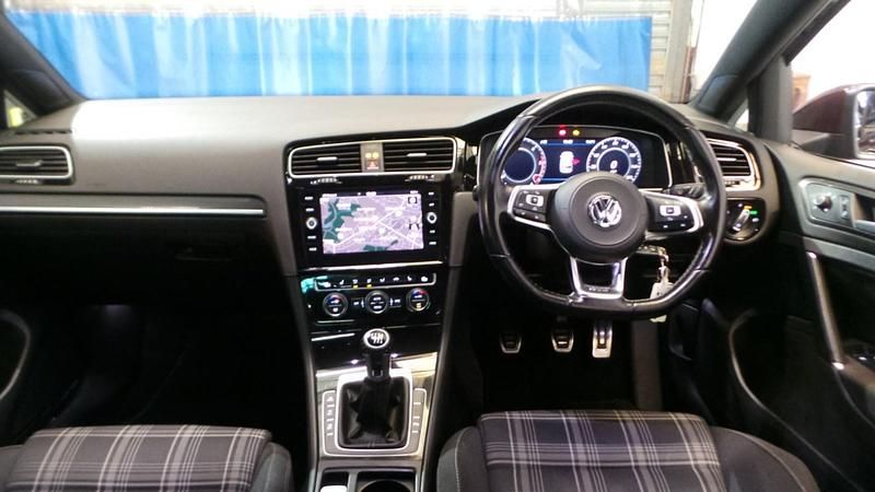 Used VW Golf VII GTD 184 HP (135 kW) 2017 Black Hatchback