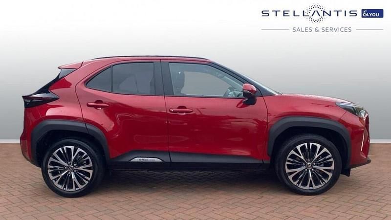 Red Used 2022 Toyota Yaris Hybrid | £22,209 - Image 1/4