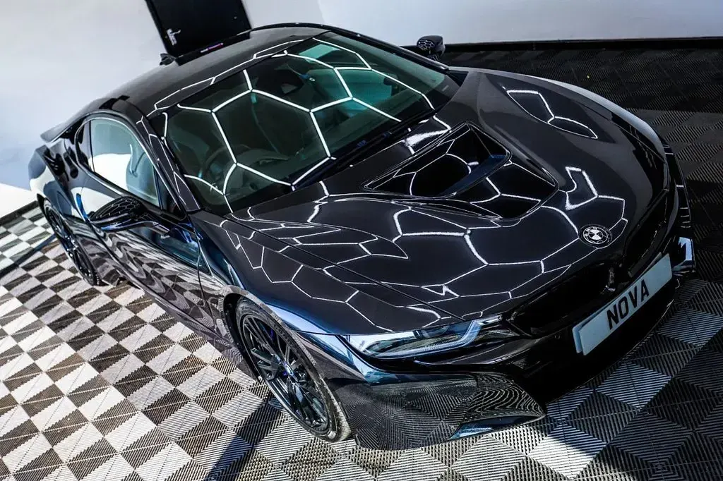 Used BMW i8 Comfort Edition 362 HP (266 kW) 2017 Multicolour Coupe