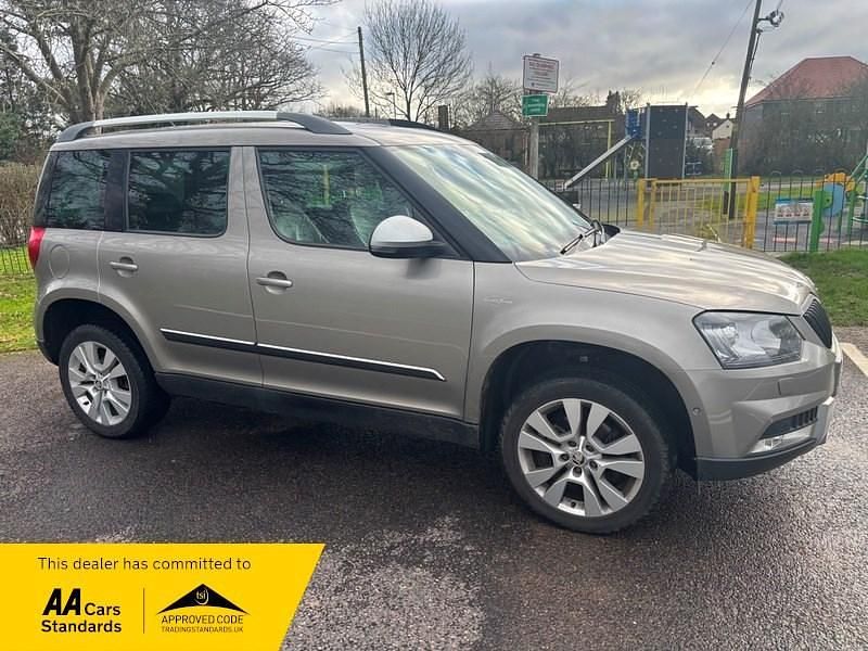 Used Skoda Yeti Outdoor LAURIN & KLEMENT 2016 Beige SUV
