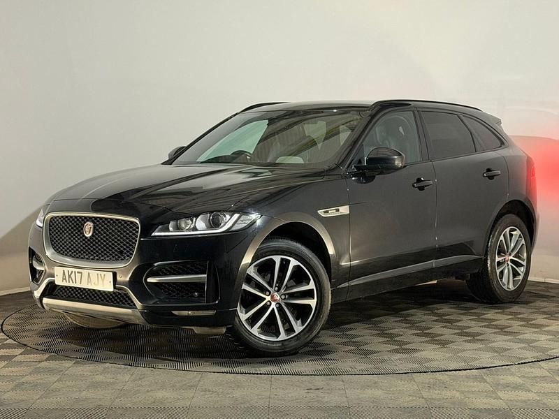 Usado Jaguar F-Pace R-Sport 163 HP (119 kW) 2017 Preto SUV