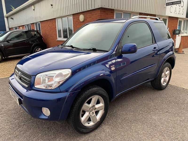 Blue Used 2005 Toyota RAV4 SUV | £7,995 - Image 1/4
