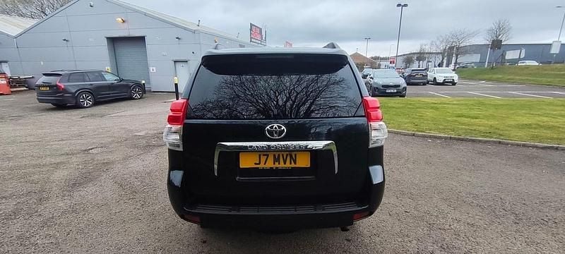 Used Toyota Land Cruiser 190 HP (139 kW) 2013 Grey Estate