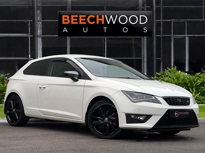 White Used 2016 Seat Leon FR Hatchback | £6,100 (Fair price) - Image 1/4