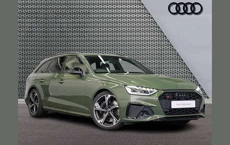 Used Audi S4 Black Edition 336 HP (247 kW) 2024 Green Estate