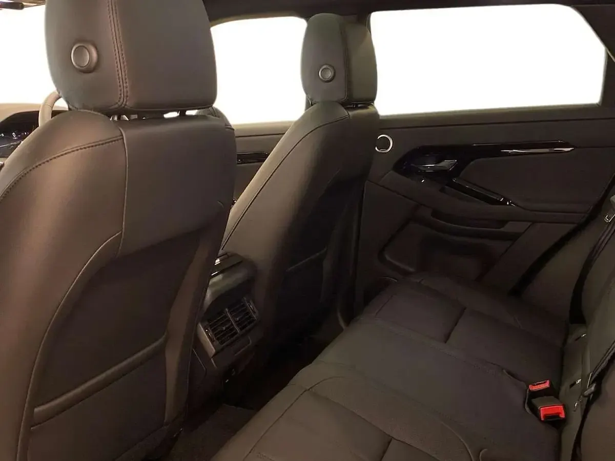Used Land Rover Range Rover evoque SE Dynamic 2026 Black SUV