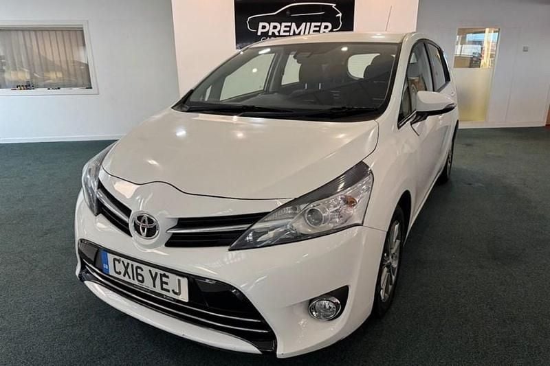 White Used 2016 Toyota Verso MPV | £6,995 (Fair price) - Image 1/1