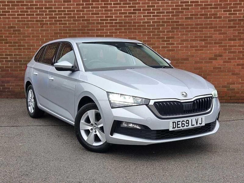 Silver Used 2019 Skoda Scala SE Hatchback | £9,290 (Fair price) - Image 1/4