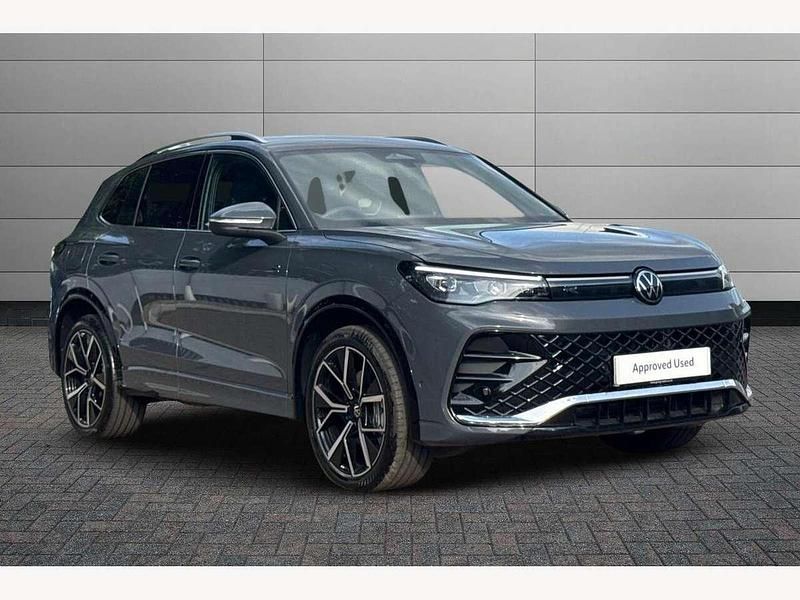 Dolphin grey Used 2025 VW Tiguan R-line SUV | £36,990 (Expensive) - Image 1/3