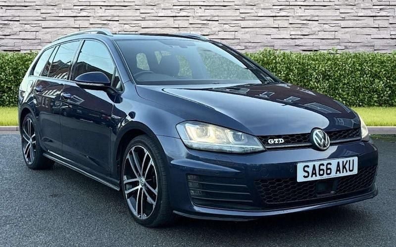 Used VW Golf VII GTD 188 HP (138 kW) 2016 Blue Estate