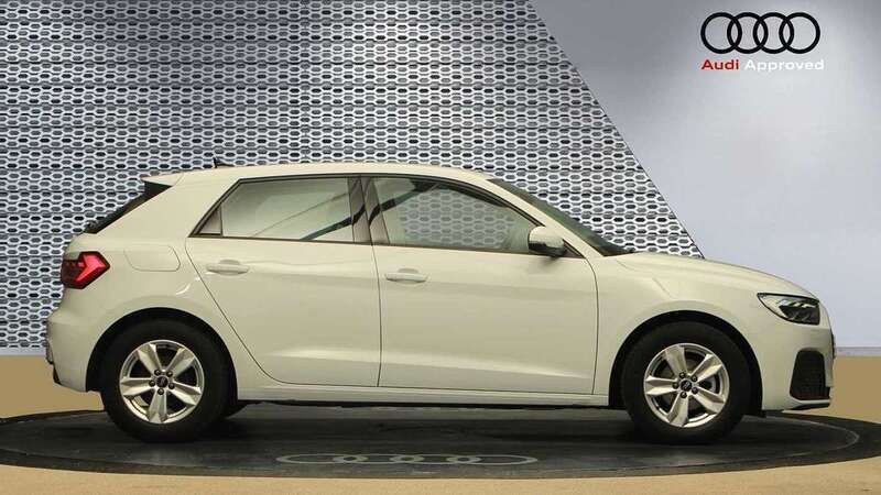 Used Audi A1 Design 94 HP (69 kW) 2020 White Hatchback