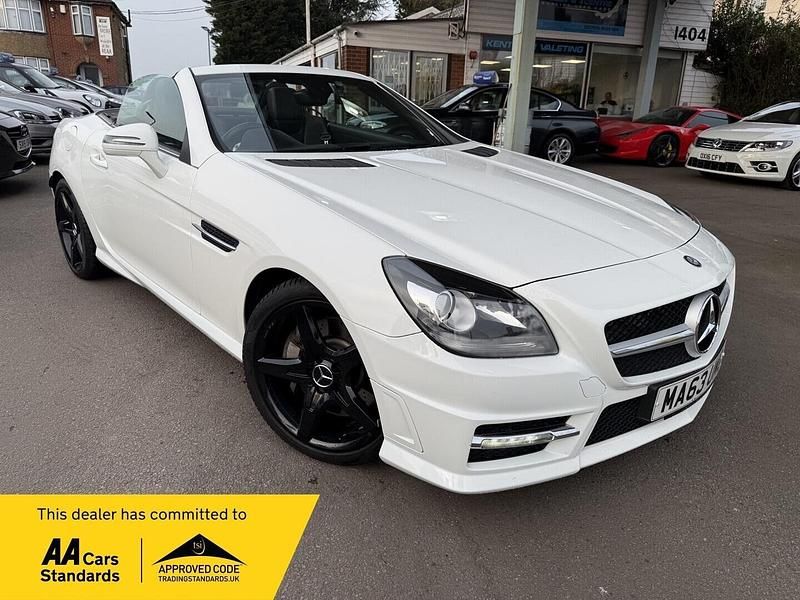 Used Mercedes SLK200 AMG 184 HP (135 kW) 2013 White Cabriolet