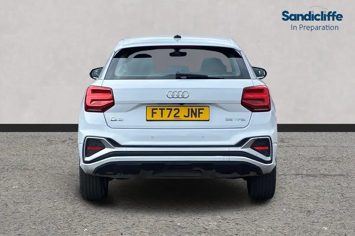 Używany Audi Q2 S-Line 150 KM (110 kW) 2026 Biały SUV