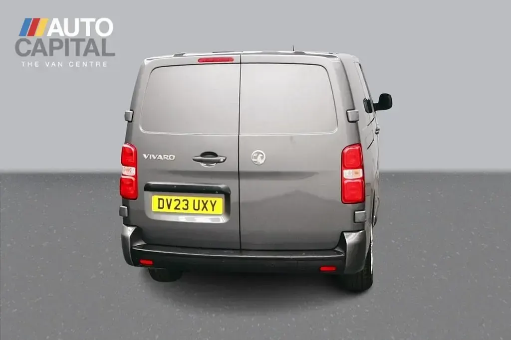 Used Vauxhall Vivaro 100 HP (73 kW) 2023 Grey MPV