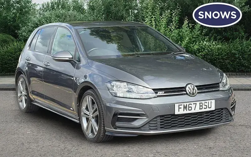Begagnad VW Golf VII R-line 150 HK (110 kW) 2018 Halvkombi