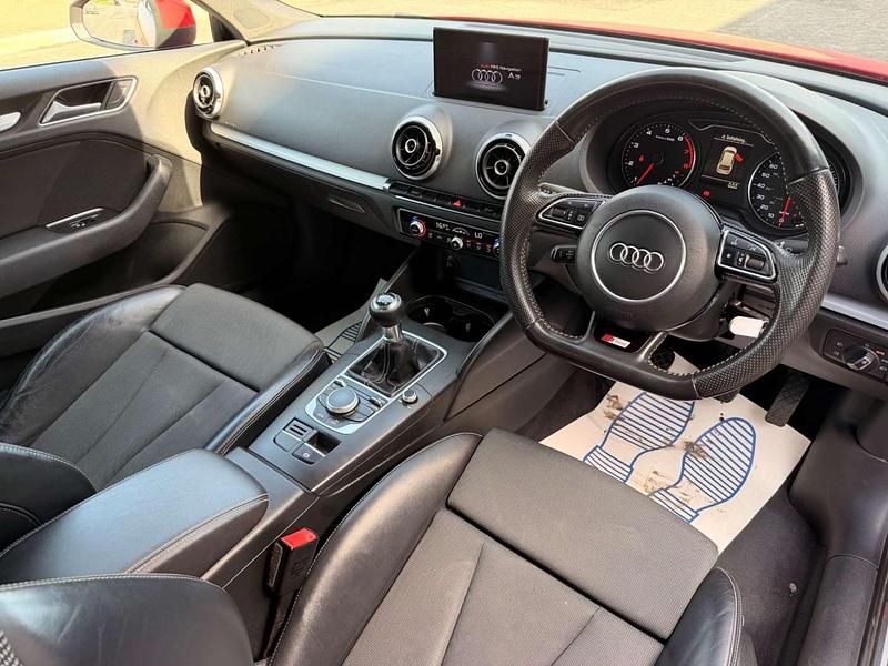 Used Audi A3 S-Line 125 HP (91 kW) 2015 Red Hatchback