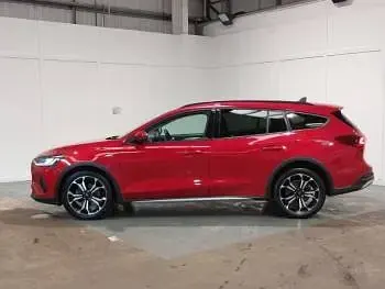 Used Ford Focus Active X 2023 Red Estate