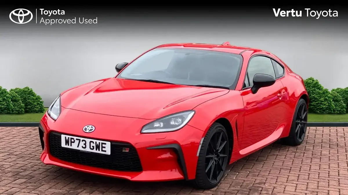 Used Toyota GR86 235 HP (172 kW) 2022 Red Coupe