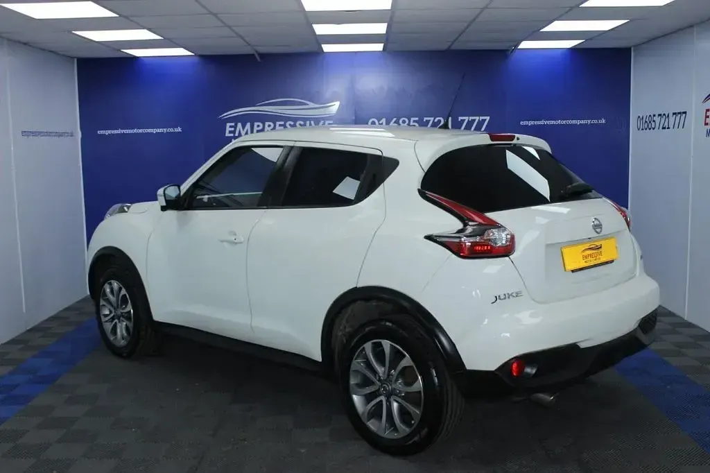 Used Nissan Juke Tekna 2015 White SUV