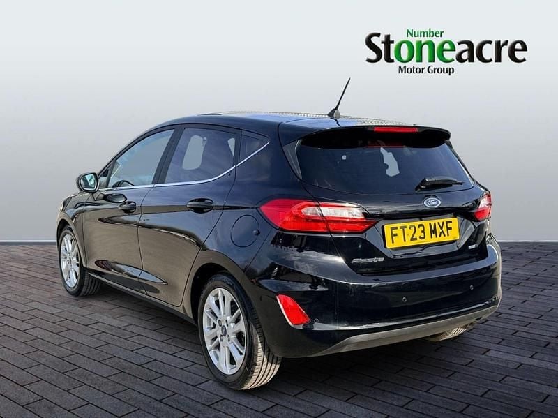 Usado Ford Fiesta Titanium 125 CV (91 kW) 2023 Negro Utilitario