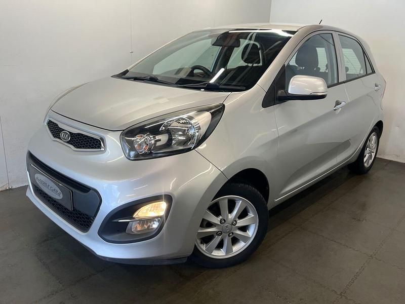 Used Kia Picanto 84 HP (61 kW) 2014 Silver Hatchback