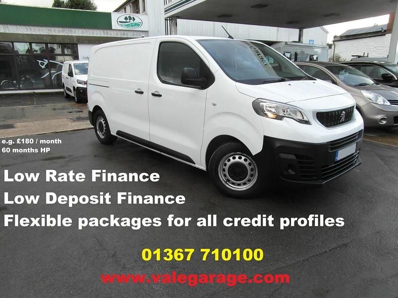 White Used 2020 Peugeot Expert Van | £9,850 (A bit pricey) - Image 1/4