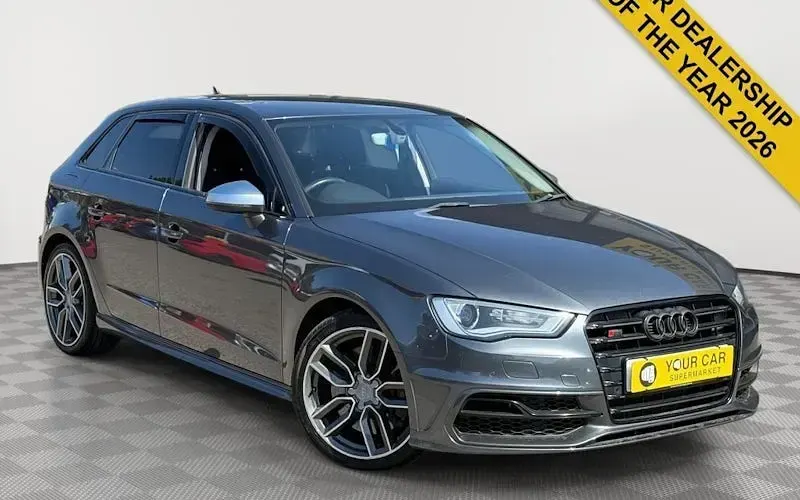 Used Audi S3 Sportback Comfort 300 HP (220 kW) 2015 Hatchback