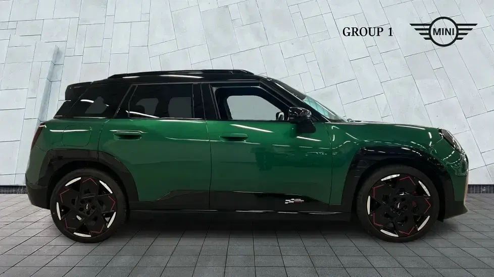 Usado Mini Cooper 186 kW (254 CV) 2025 Verde Utilitario