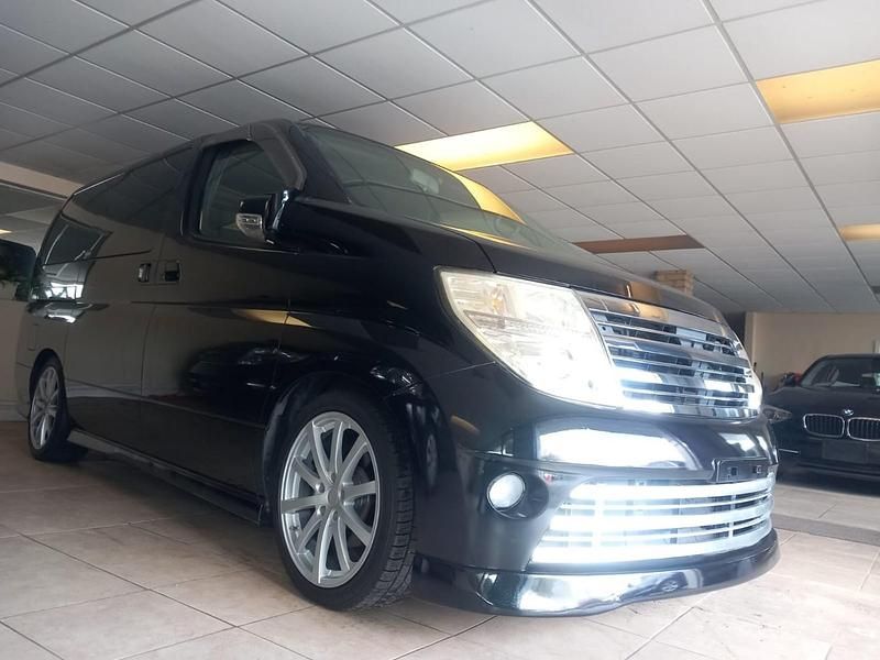 Used Nissan Elgrand 2025 Black MPV
