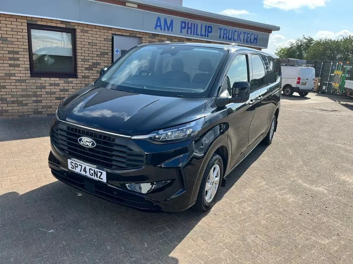 Used Ford Transit Custom Limited 136 HP (100 kW) 2024 Black Van
