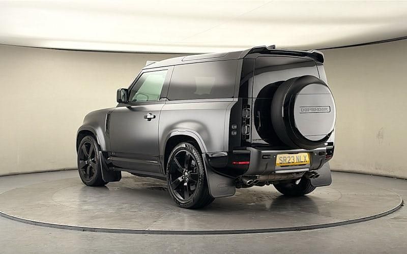 Used Land Rover Defender Carpathian Edition 525 HP (386 kW) 2022 Carpathian grey SUV