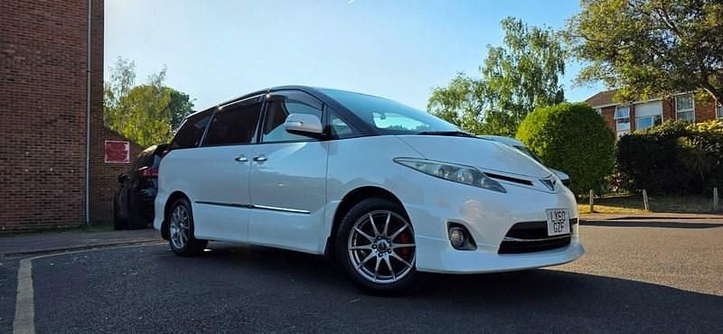 White Used 2011 Toyota Estima MPV | £7,450 (Fair price) - Image 1/2