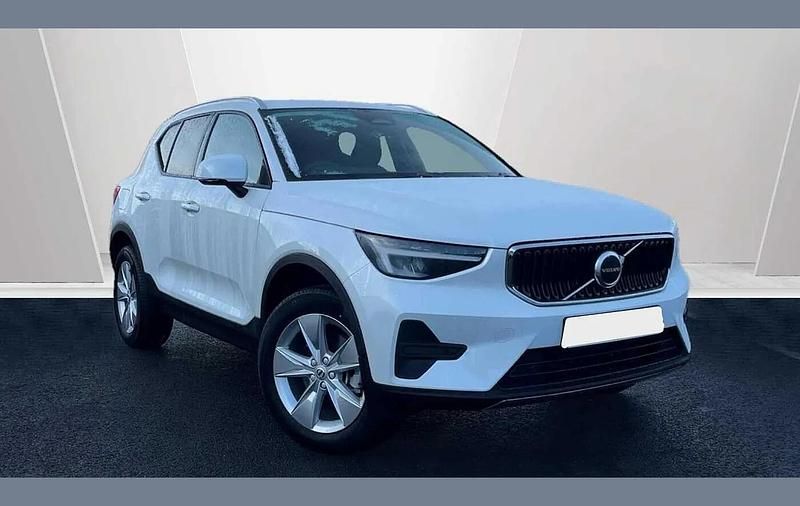Used Volvo XC40 Core 161 HP (118 kW) 2025 White SUV