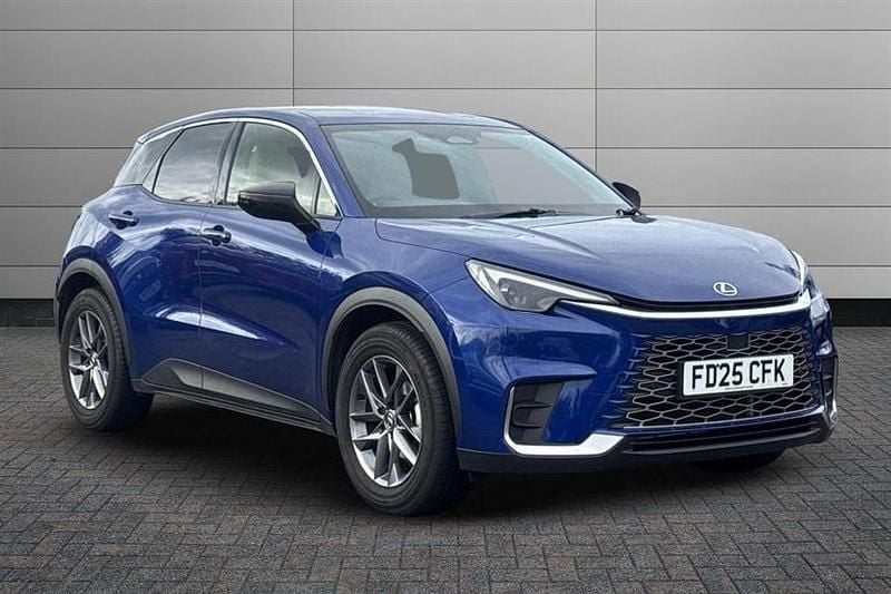 Dark blue Used 2025 Lexus LBX SUV | £31,495 (Fair price) - Image 1/3